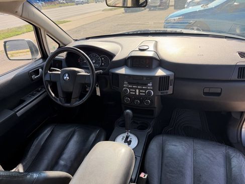 Used 2008 Mitsubishi Endeavor SE AWD/4WD image 13