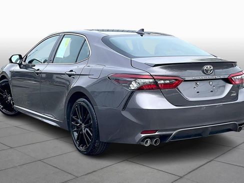 Used 2023 Toyota Camry XSE FWD image 11