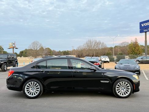 Used 2010 BMW 750Li xDrive image 5