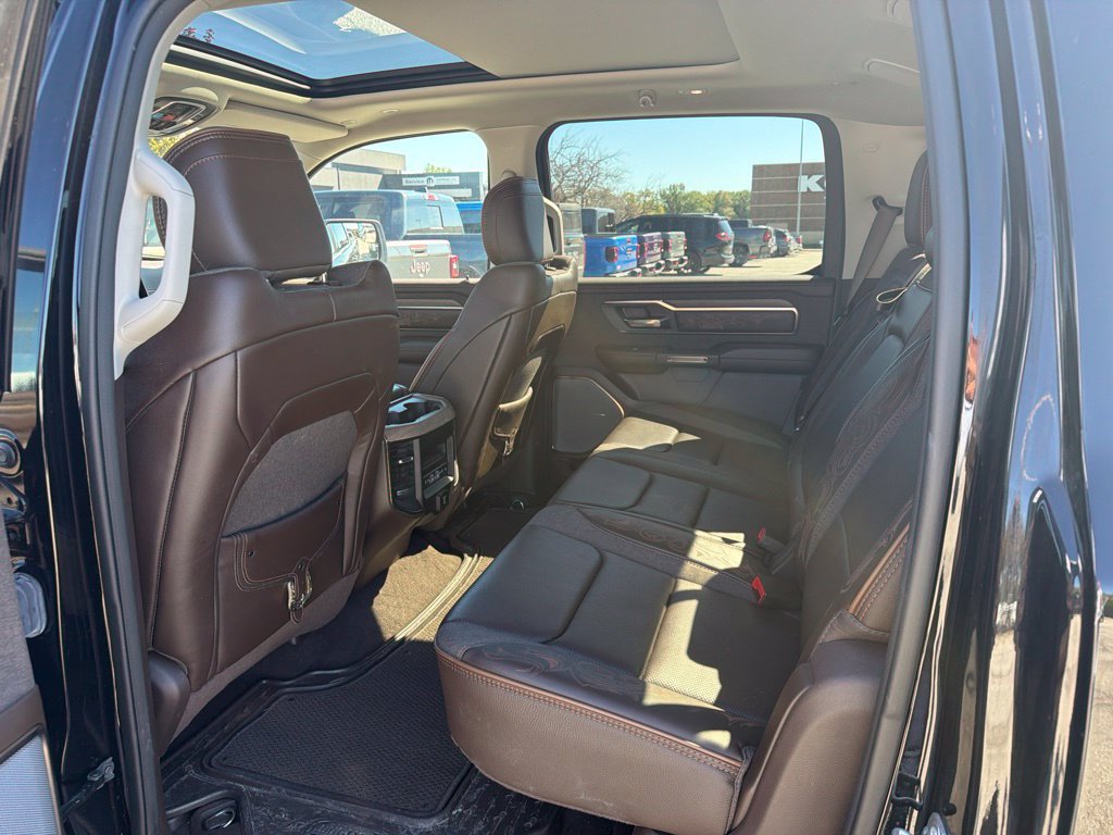 Used 2025 RAM 1500 Limited AWD/4WD image 29