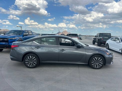 Used 2026 Nissan Altima 2.5 SV FWD image 3