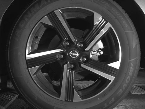 Used 2025 Nissan Sentra SV image 14