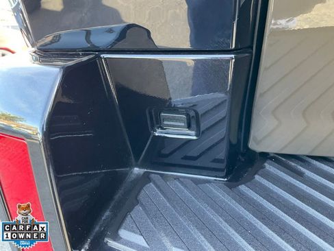 Used 2025 GMC Hummer EV 2X image 15