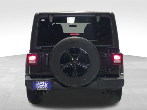 Certified 2022 Jeep Wrangler Unlimited Sport AWD/4WD image 23