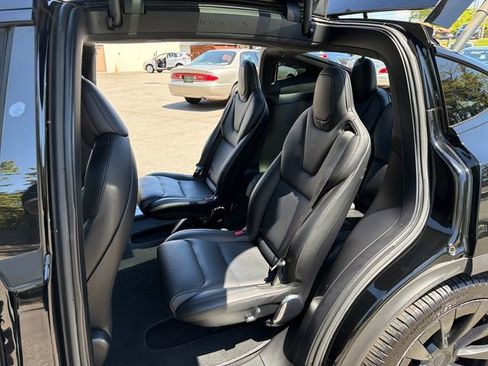 Used 2022 Tesla Model X AWD/4WD image 16