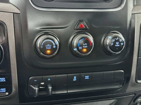 Used 2019 RAM 1500 Tradesman AWD/4WD image 15