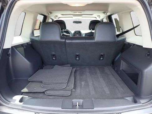 Used 2017 Jeep Patriot High Altitude FWD image 8