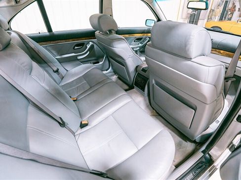 Used 1997 BMW 540i Sedan RWD image 21