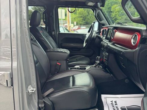 Used 2018 Jeep Wrangler Unlimited Rubicon AWD/4WD image 18
