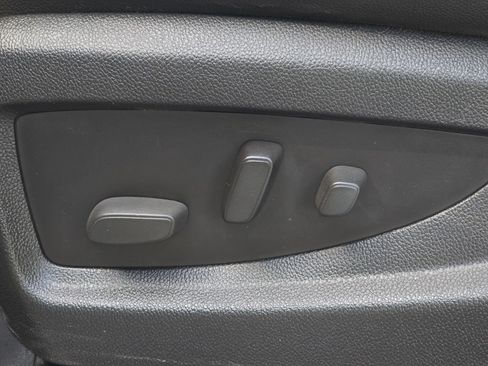 Used 2014 GMC Sierra 1500 SLT AWD/4WD image 30