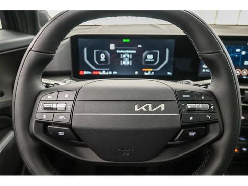 New 2026 Kia Sportage X-Line w/ X-Line Technology Package image 21