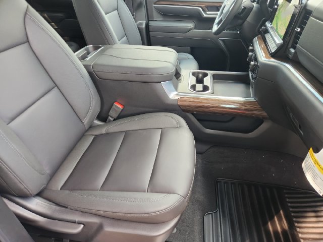 New 2026 Chevrolet Silverado 3500 LT w/ All Star Edition AWD/4WD image 19