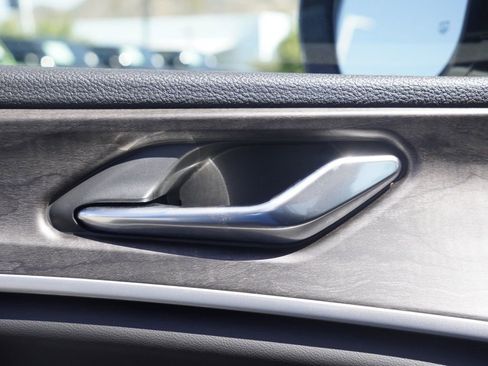 New 2026 Jeep Grand Cherokee Altitude image 11