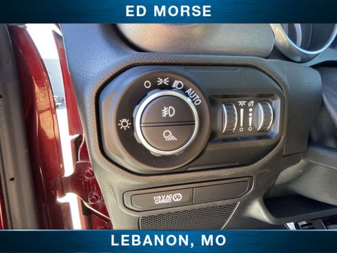 Used 2021 Jeep Gladiator Mojave AWD/4WD image 17