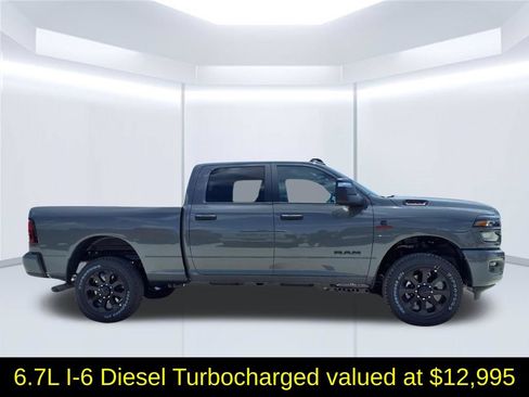 New 2026 RAM 2500 Big Horn AWD/4WD image 2