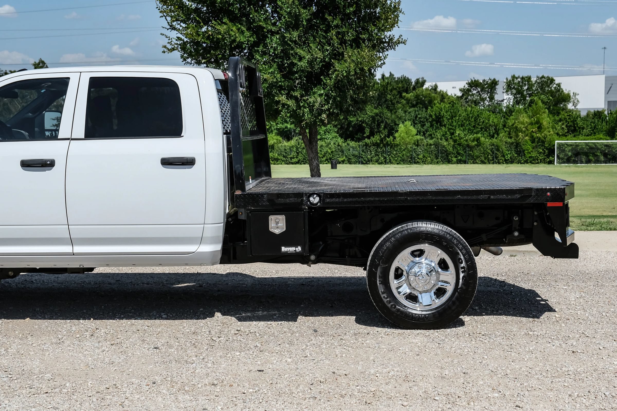 Used 2023 RAM 3500 Tradesman w/ Chrome Appearance Group AWD/4WD image 11