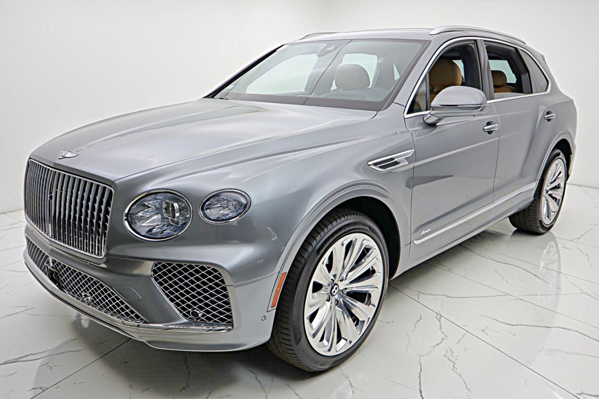 Used 2025 Bentley Bentayga AWD/4WD image 22