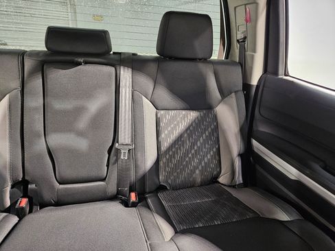 Used 2018 Toyota Tundra SR5 w/ SR5 Upgrade Package image 14