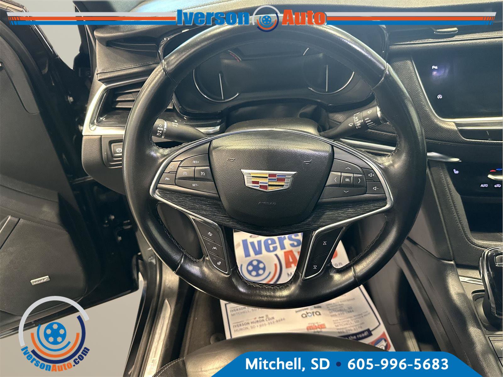 Used 2020 Cadillac XT5 Premium Luxury AWD/4WD image 16