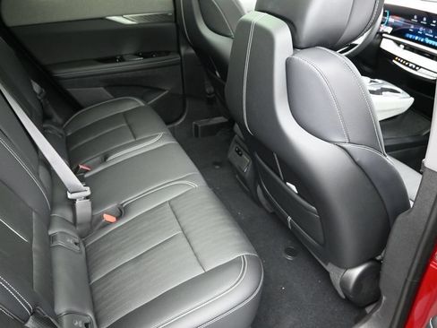 New 2027 Cadillac Optiq Premium Sport w/ LPO, Floor Liner Package AWD/4WD image 29