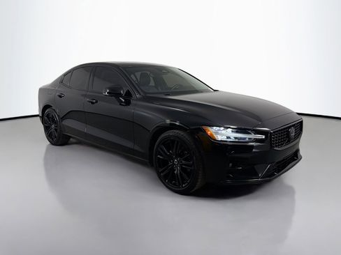 Certified 2023 Volvo S60 B5 Ultimate FWD image 3