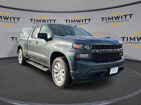 Used 2021 Chevrolet Silverado 1500 Custom image 1
