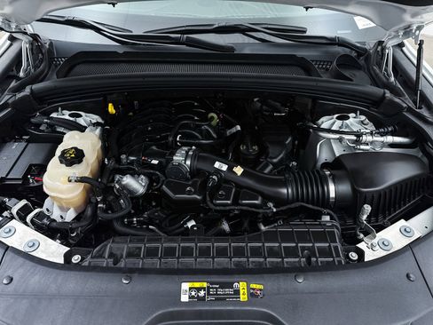 Used 2021 Jeep Grand Cherokee L Limited image 3