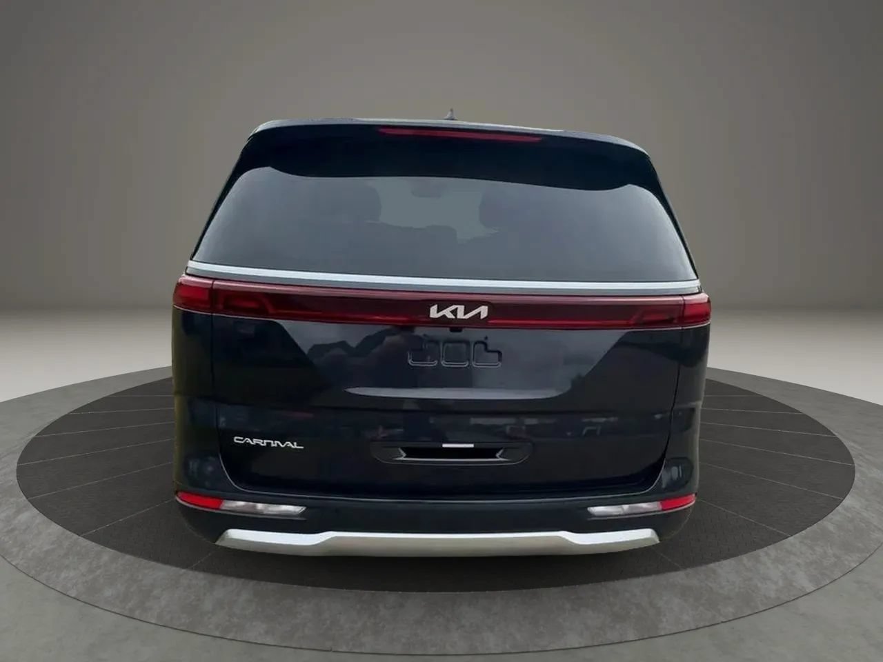 Used 2024 Kia Carnival LX FWD image 5