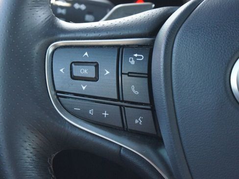 Used 2023 Lexus ES 350 F Sport w/ Accessory Package (Z2) image 10