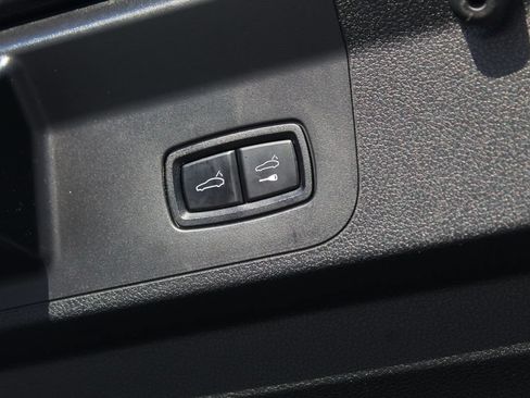 Used 2018 Porsche Panamera 4S AWD/4WD image 13