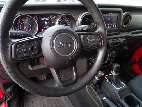 Used 2022 Jeep Wrangler Sport image 23