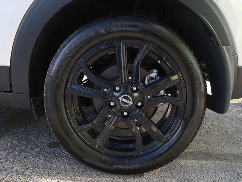 Used 2023 Nissan Kicks SV image 54