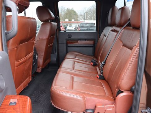 Used 2012 Ford F250 King Ranch w/ King Ranch w/Chrome Pkg image 22