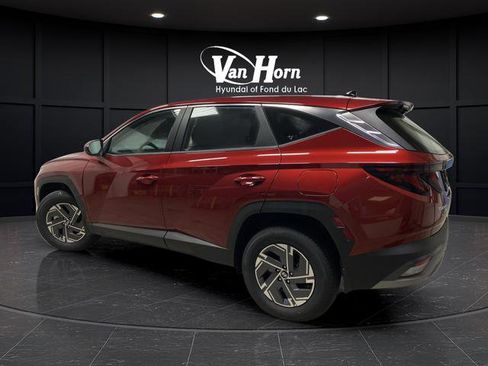 New 2026 Hyundai Tucson Blue SE image 3