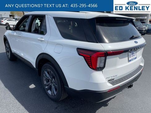 New 2026 Ford Explorer Active image 30