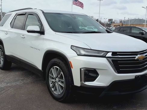 Certified 2023 Chevrolet Traverse LT w/ LPO, Floor Liner Package image 8