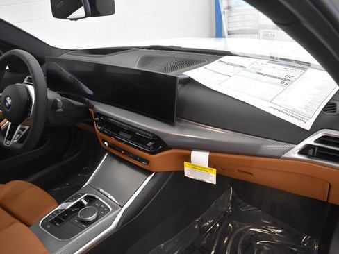 New 2026 BMW 330i xDrive Sedan w/ M Sport Package AWD/4WD image 18