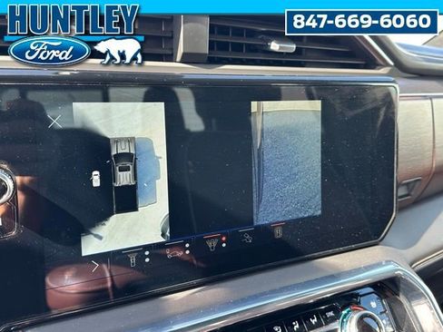 Used 2024 GMC Sierra 3500 Denali Ultimate image 27