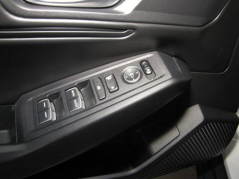 Certified 2023 Honda Accord EX image 11