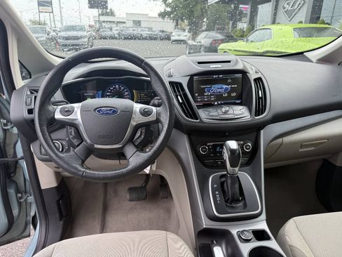 Used 2014 Ford C-MAX SE w/ Equipment Group 203A FWD image 15