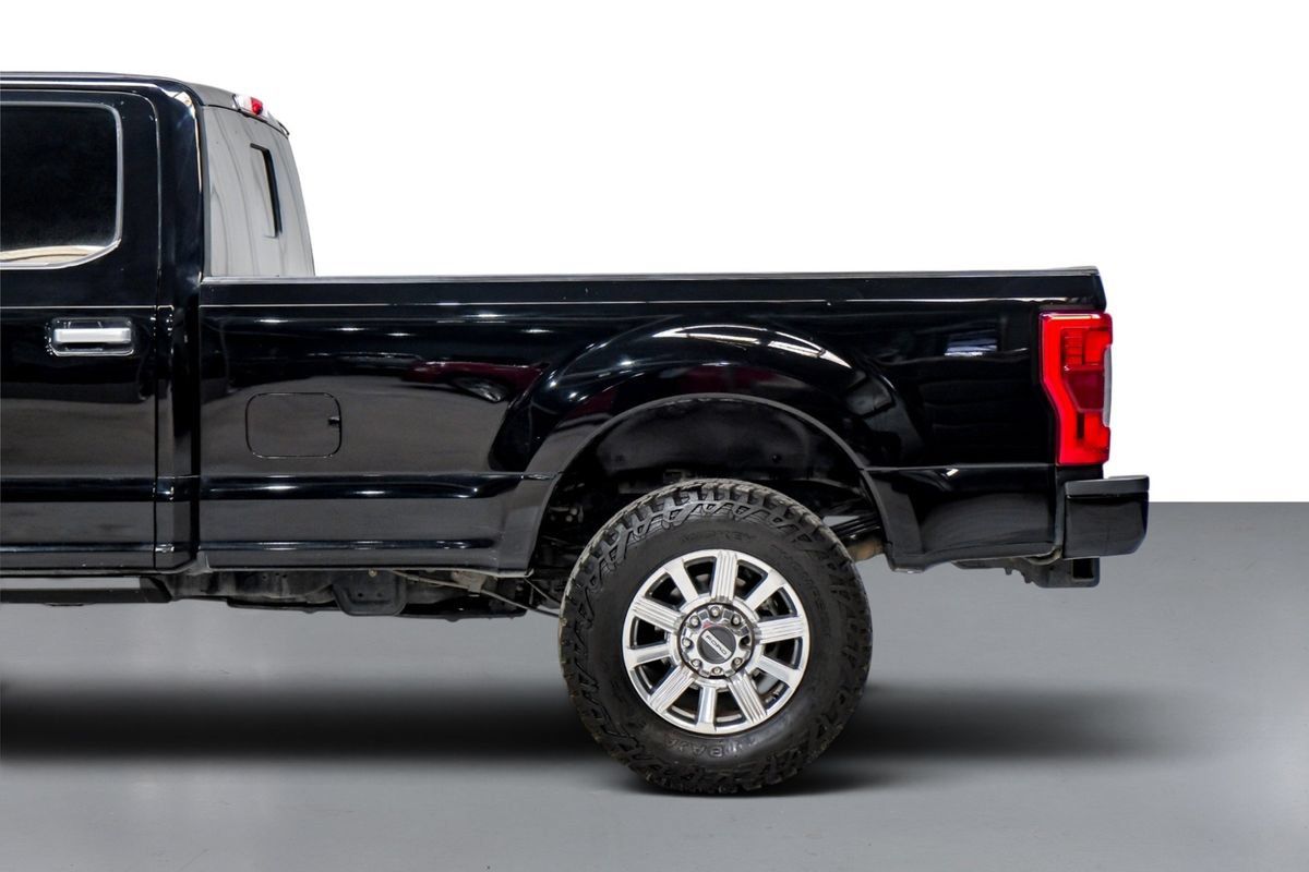 Used 2019 Ford F350 Limited w/ FX4 Off-Road Package AWD/4WD image 11
