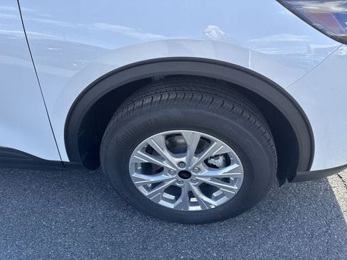 New 2026 Ford Escape Active w/ Cold Weather Package image 10