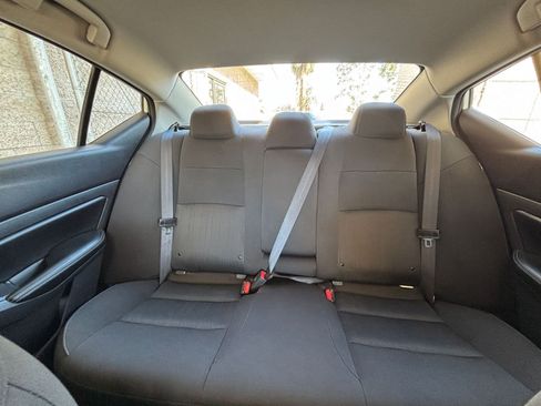 Used 2025 Nissan Altima 2.5 SV FWD image 39