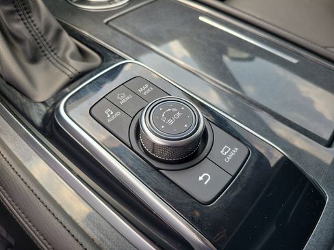 Certified 2021 Nissan Armada SV w/ SV Appearance Package image 36