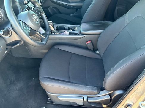 Used 2024 Nissan Sentra S image 29