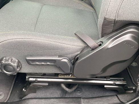 Used 2024 Jeep Wrangler Sport S w/ Convenience Group image 19