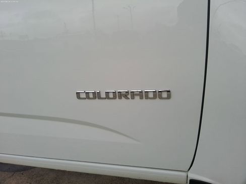 Used 2022 Chevrolet Colorado W/T w/ WT Convenience Package image 9