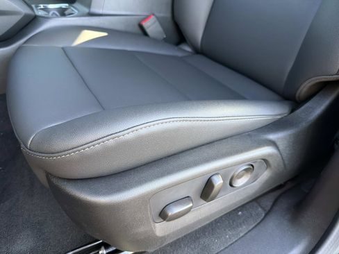 New 2026 GMC Canyon Elevation w/ Convenience Package image 18