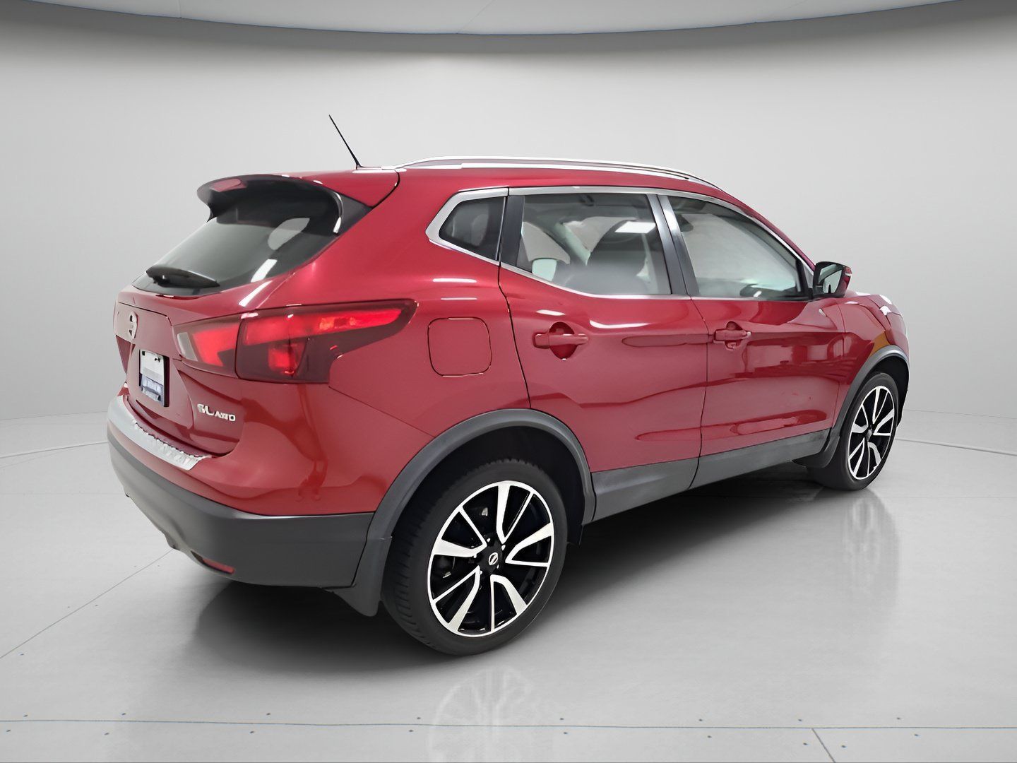 Used 2017 Nissan Rogue Sport SL w/ SL Premium Package AWD/4WD image 6