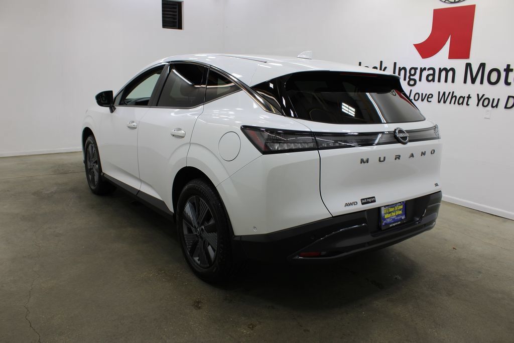 Used 2025 Nissan Murano SL AWD/4WD image 3